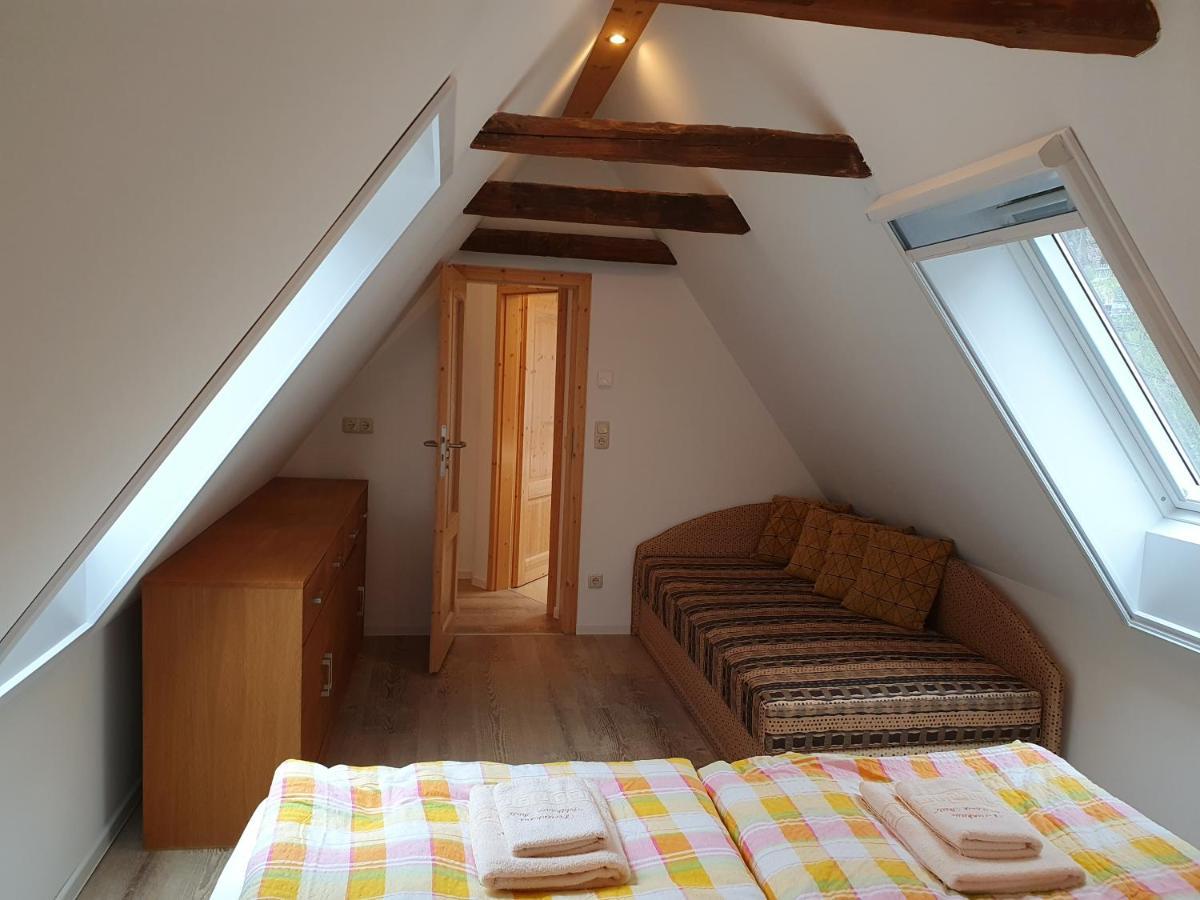 Ferienhaus Bildhauer Thiele Ottendorf  エクステリア 写真
